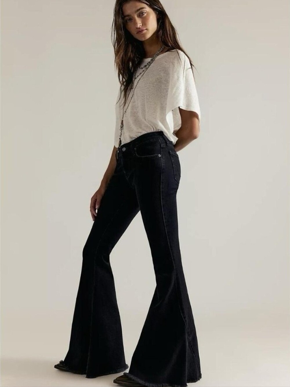 We The Free by Free People Emre Flare Jeans Black Orchid Size 31, 32 NWT